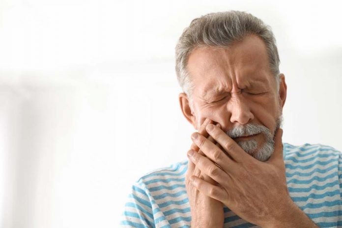 Mouth Cancer Symptoms: 10 Early Warning Signs Of Mouth Cancer